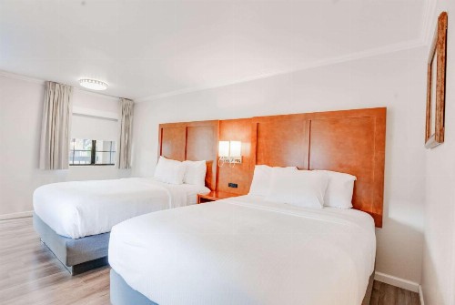 Ramada by Wyndham Mountain View - image 30