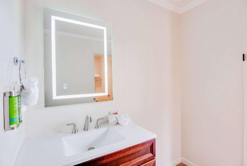 Ramada by Wyndham Mountain View - image 33