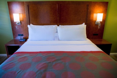 Ramada by Wyndham Mountain View - image 35