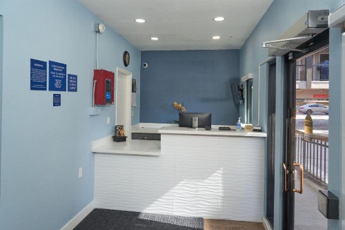 Americas Best Value Inn - Mountain View - image 20