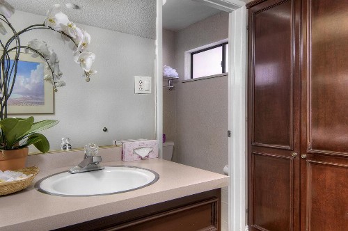 County Inn - image 24