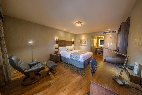 Hotel Strata - image 11