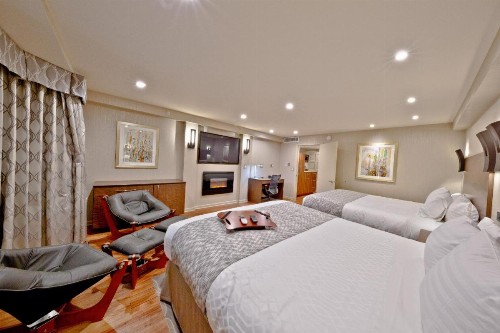 Hotel Strata - image 2