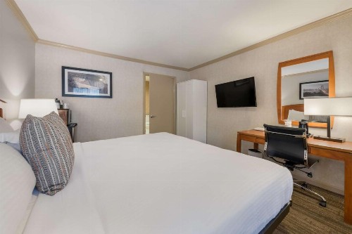 SureStay Plus Hotel by Best Western Mountain View - image 12