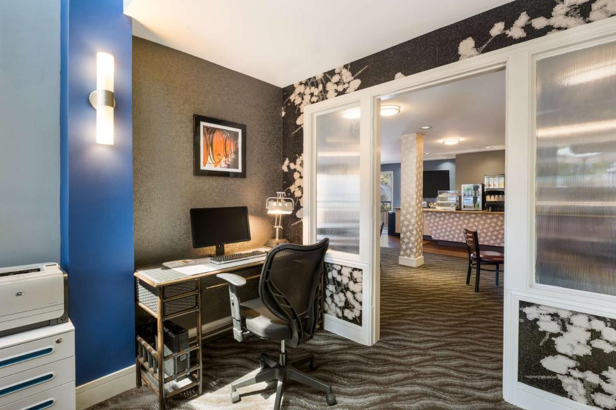 SureStay Plus Hotel by Best Western Mountain View - image 3