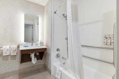 Hotel Fairchild - image 44