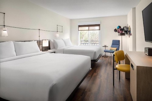 Aloft Mountain View - image 2