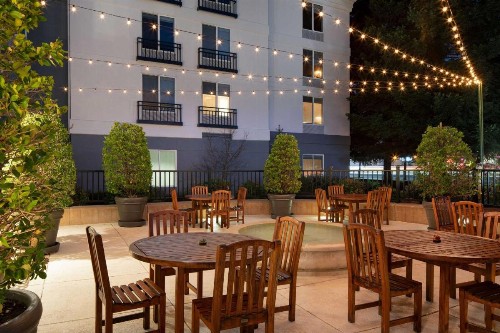 Aloft Mountain View - image 6