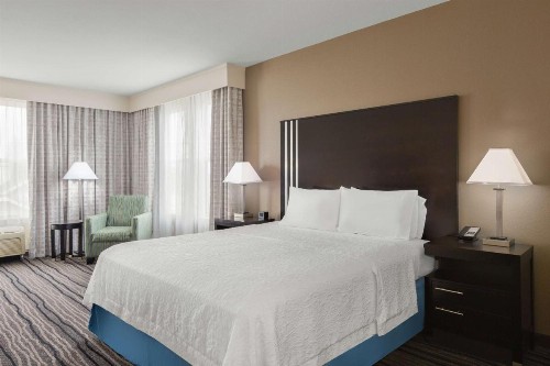 Hampton Inn & Suites Mountain View - image 22