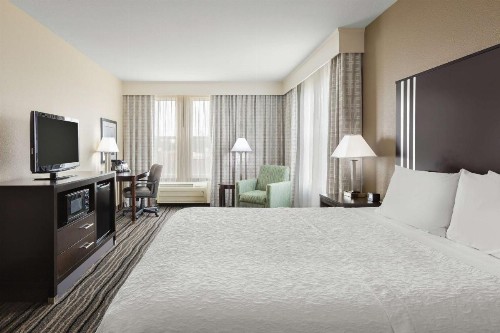 Hampton Inn & Suites Mountain View - image 32