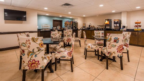 Best Western Mulberry Hotel - image 17