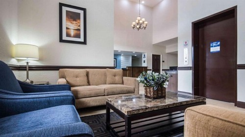 Best Western Mulberry Hotel - image 3