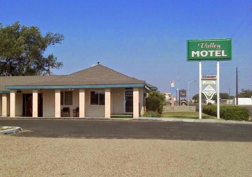 Valley Motel - image 5