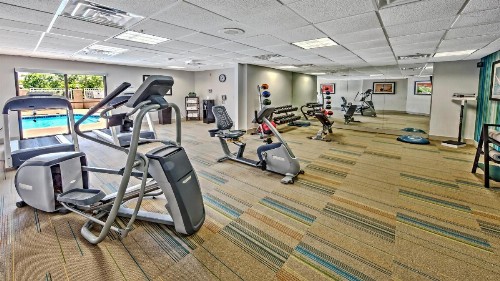 Holiday Inn Express Murfreesboro Central an IHG Hotel - image 1