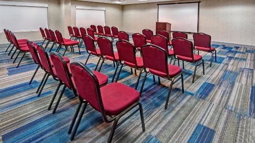 Holiday Inn Express Murfreesboro Central an IHG Hotel - image 24