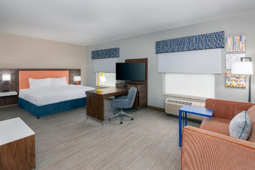 Hampton Inn & Suites Murfreesboro - image 17