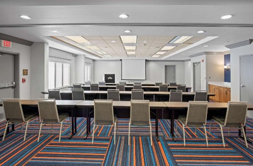 Hampton Inn & Suites Murfreesboro - image 26