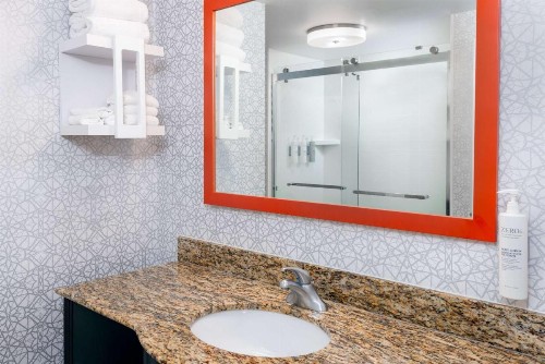 Hampton Inn & Suites Murfreesboro - image 42