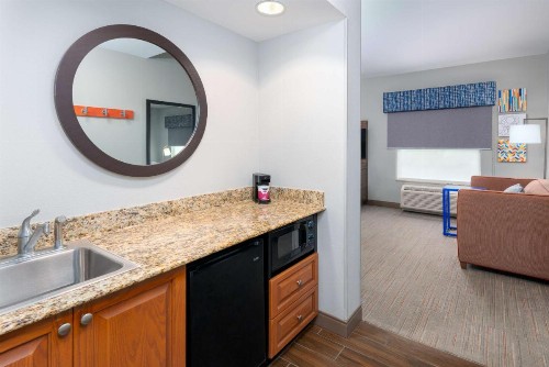 Hampton Inn & Suites Murfreesboro - image 44