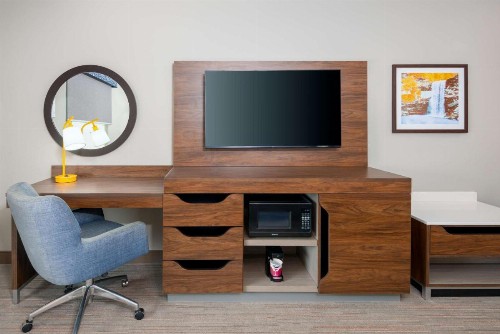 Hampton Inn & Suites Murfreesboro - image 6