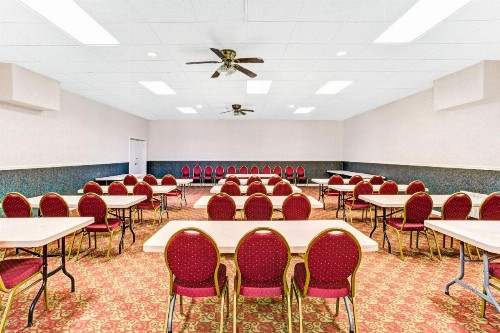 Ramada by Wyndham Murfreesboro - image 11