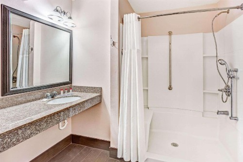 Ramada by Wyndham Murfreesboro - image 23