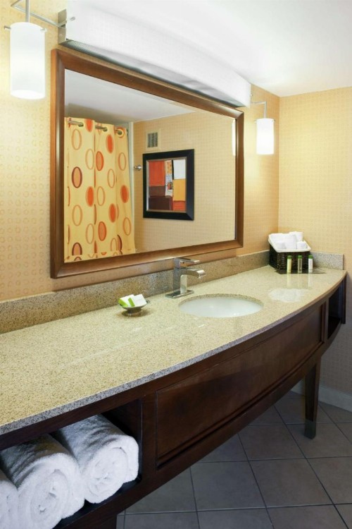 DoubleTree by Hilton Murfreesboro - image 22