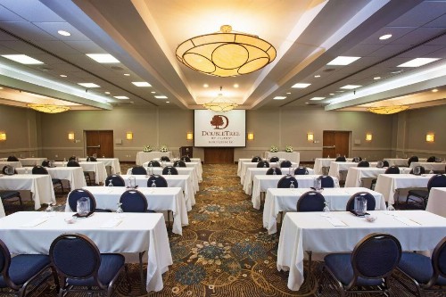 DoubleTree by Hilton Murfreesboro - image 26
