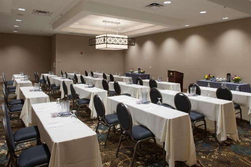 DoubleTree by Hilton Murfreesboro - image 34