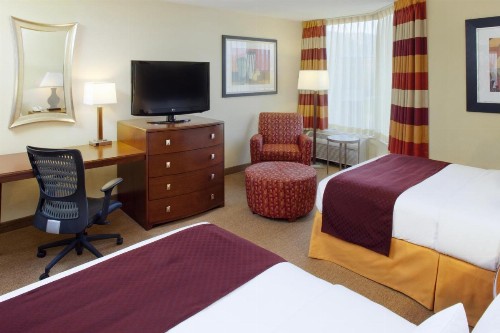 DoubleTree by Hilton Murfreesboro - image 39
