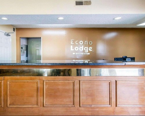 Econo Lodge Inn & Suites Murfreesboro - image 34