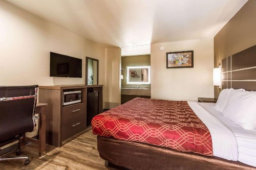Econo Lodge Inn & Suites Murfreesboro - image 44