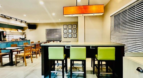 Country Inn & Suites by Radisson Murfreesboro TN - image 6