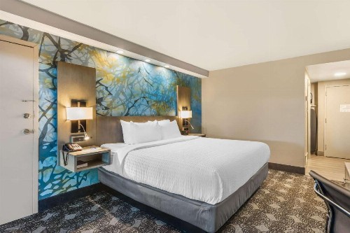 Clarion Inn Murfreesboro - image 13