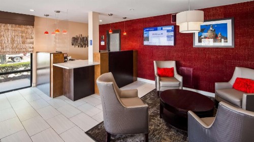 Best Western Murfreesboro - image 4