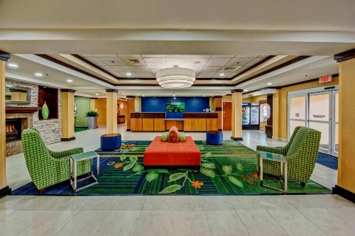 Fairfield Inn & Suites by Marriott Murfreesboro - image 2