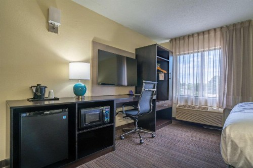 Sleep Inn Murfreesboro - image 11