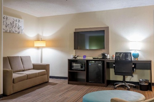 Sleep Inn Murfreesboro - image 16