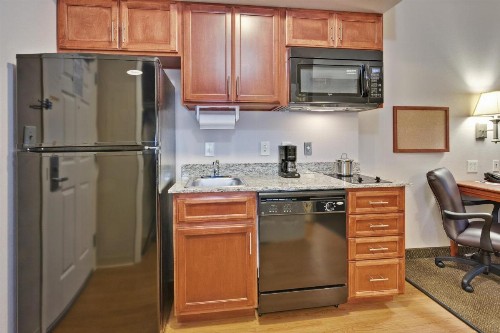 Candlewood Suites Murfreesboro an IHG Hotel - image 46
