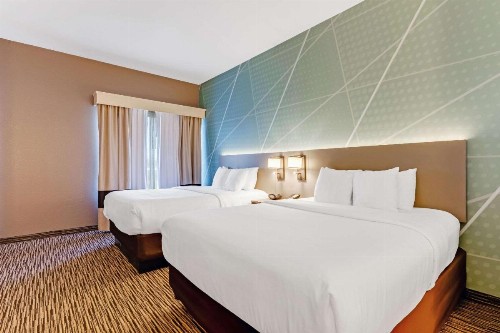 Comfort Suites Murfreesboro - image 42