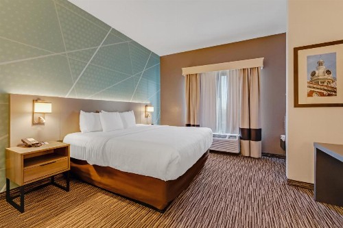 Comfort Suites Murfreesboro - image 6
