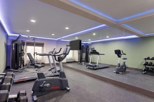 Wingate by Wyndham Murfreesboro - image 10