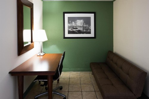 Select Inn Murfreesboro - image 42