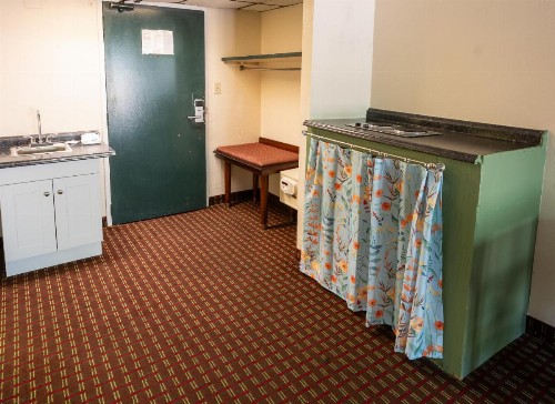 Select Inn Murfreesboro - image 8