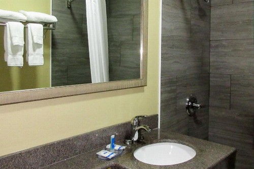 Rodeway Inn Murfreesboro - image 14