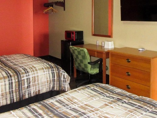 Rodeway Inn Murfreesboro - image 5