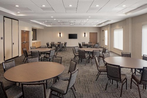 Hyatt Place Murfreesboro - image 5