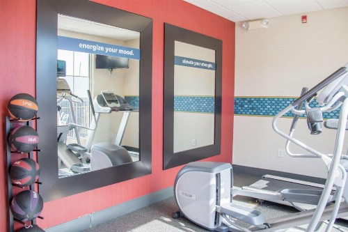 Hampton Inn Murphy - image 10