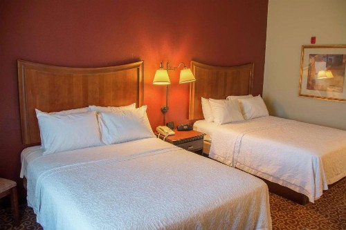 Hampton Inn Murphy - image 16