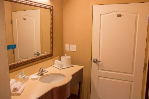 Hampton Inn Murphy - image 26
